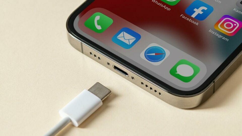 Hình ảnh minh họa cổng USB-C trên iPhone