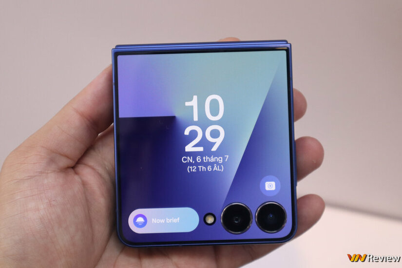 Galaxy Z Flip 7
