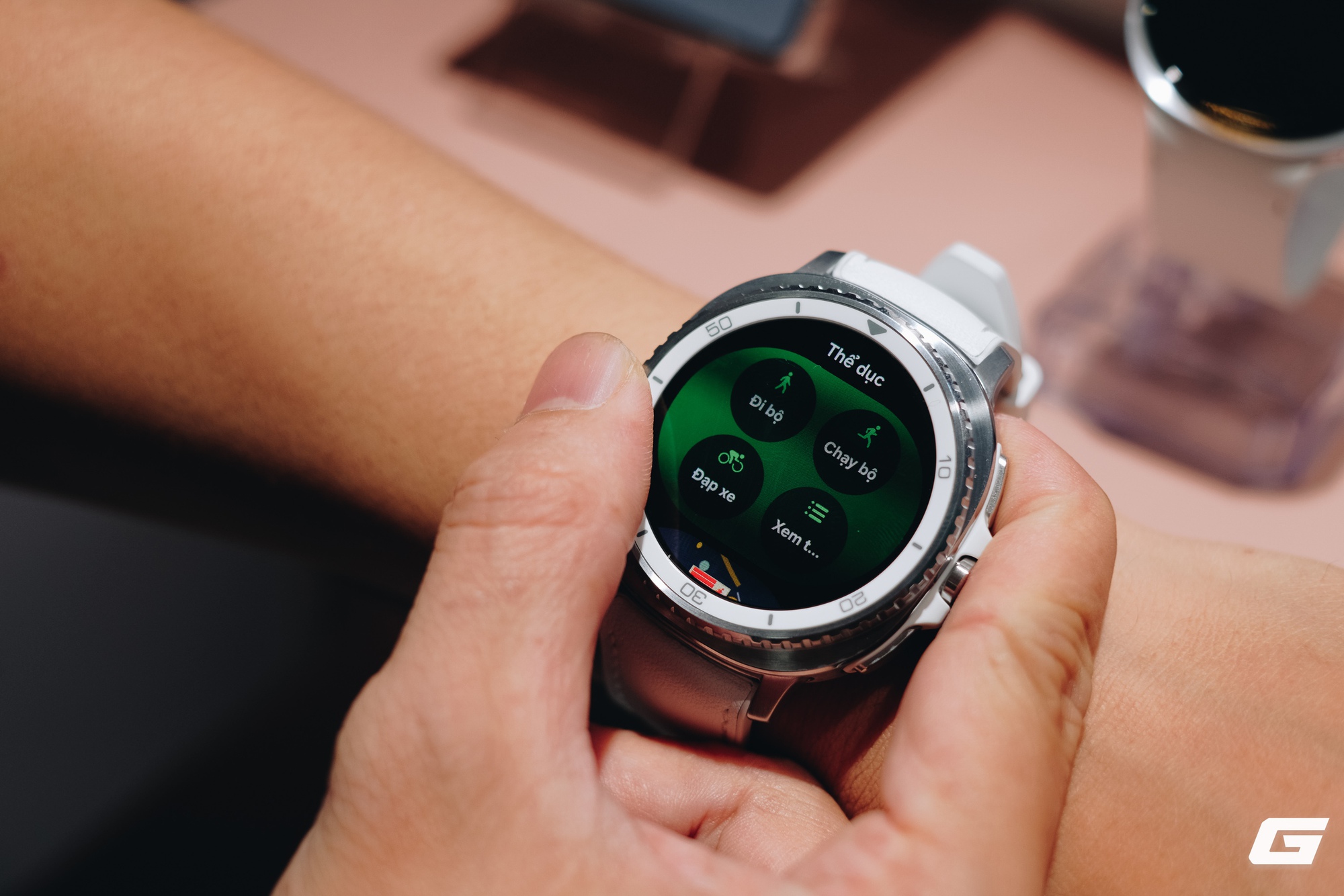 Lý do Samsung chuyển từ Tizen sang Wear OS cho Galaxy Watch - Ảnh 3.