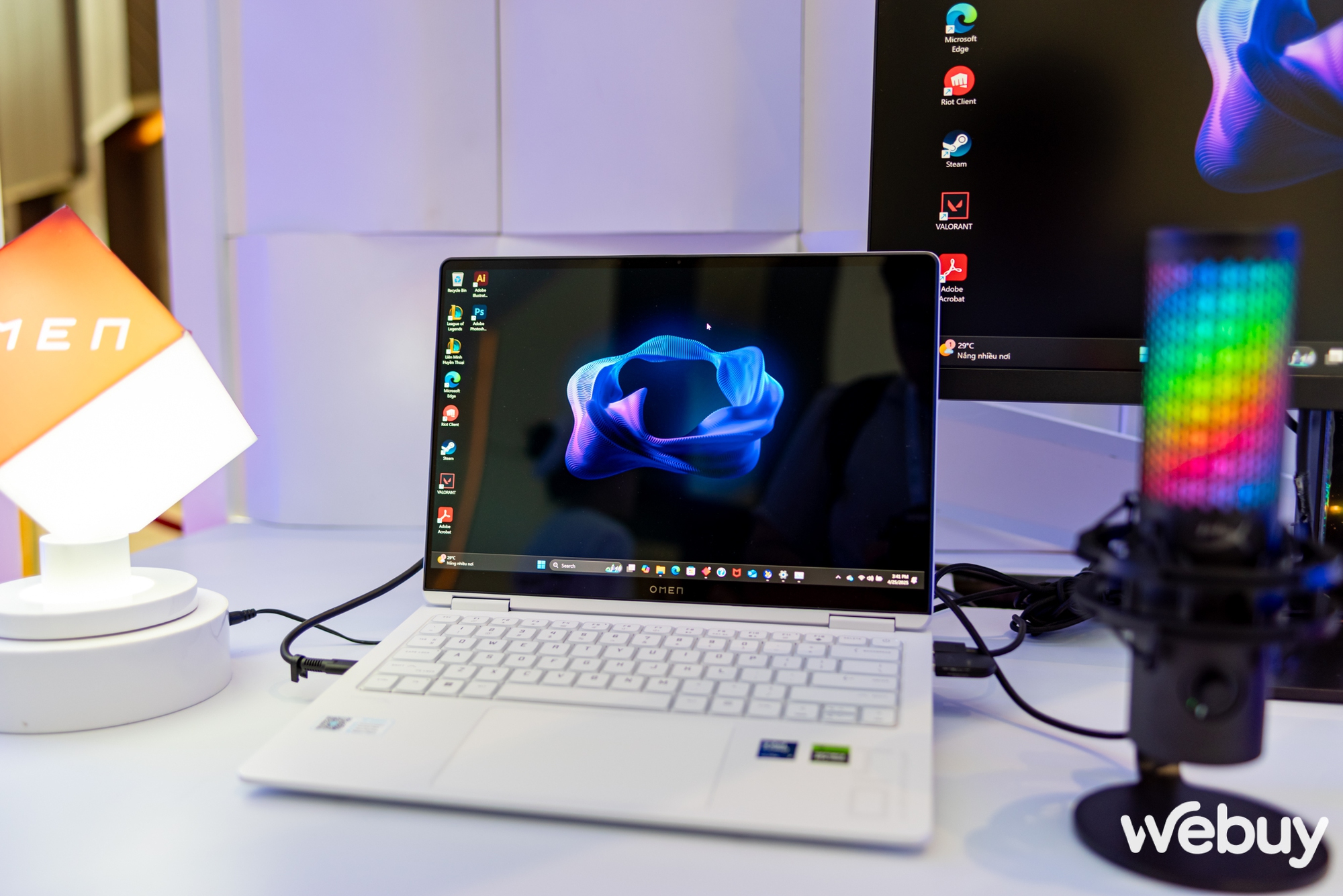 Kỷ Niệm 30 Năm Tại Việt Nam: Ra Mắt Laptop Tích Hợp AI Mới - 21.