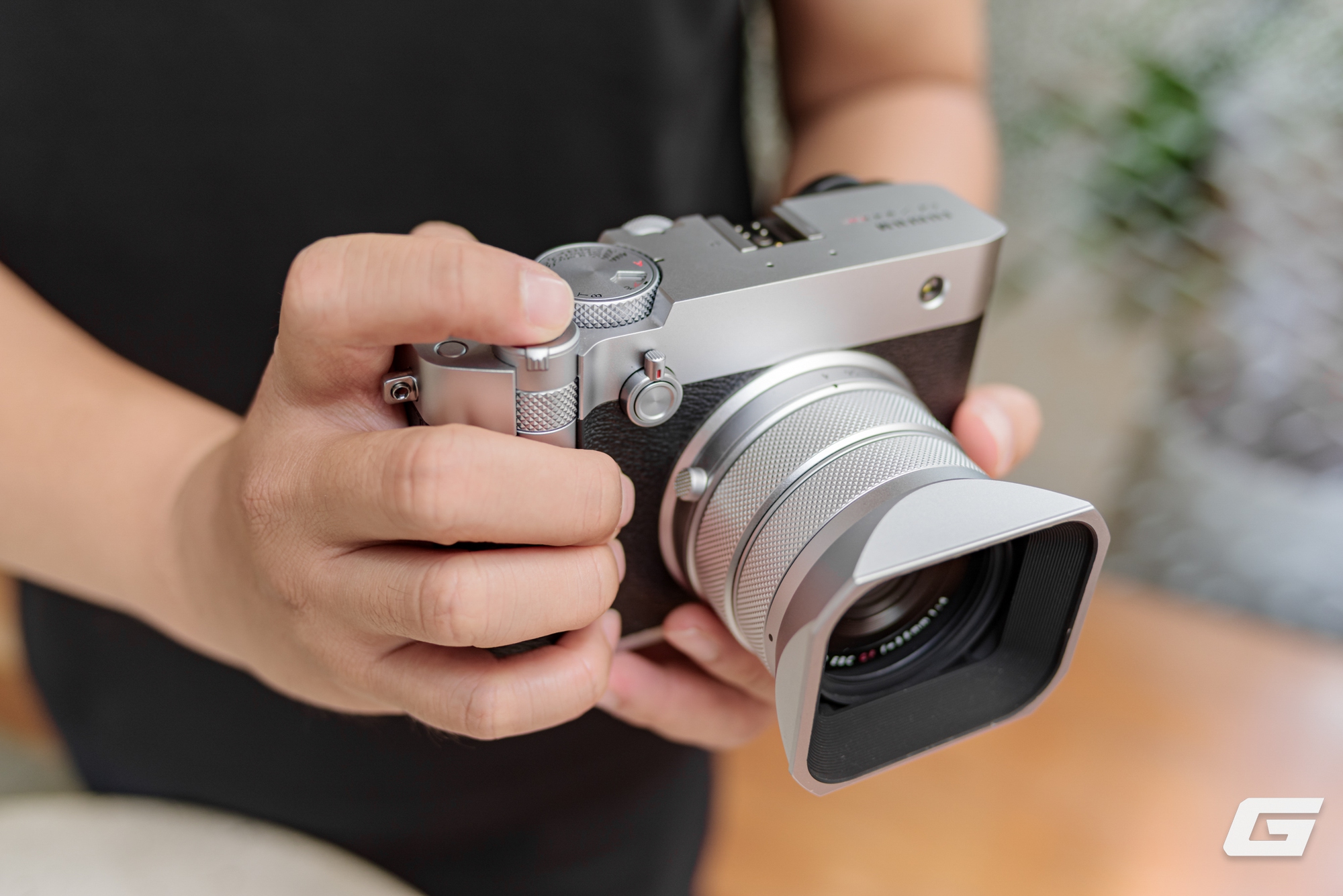 Đánh giá GFX100RF: Chiếc máy ảnh khiến tôi có cảm tình lại với Fujifilm- Ảnh 26.