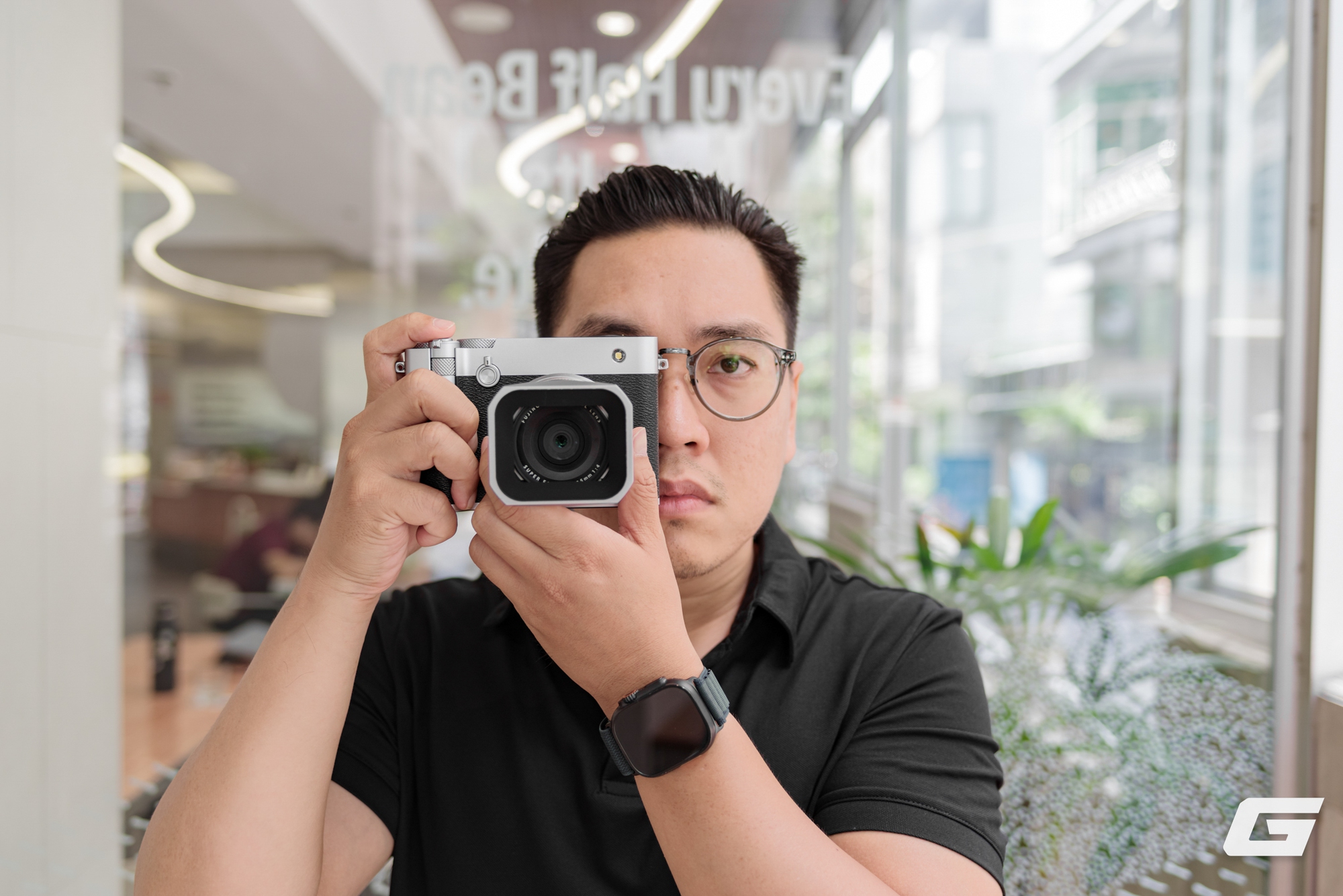 Đánh giá GFX100RF: Chiếc máy ảnh khiến tôi có cảm tình lại với Fujifilm- Ảnh 23.