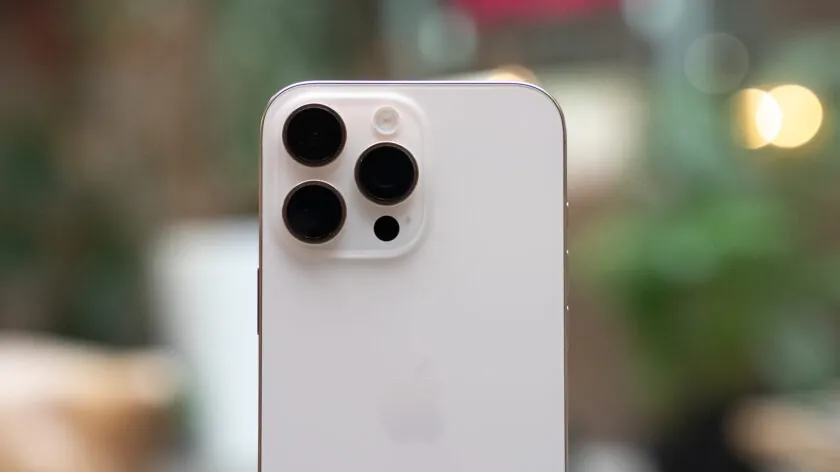 Apple có thể thử nghiệm camera 200MP cho iPhone trong cuộc đua độ phân giải - Ảnh 1.