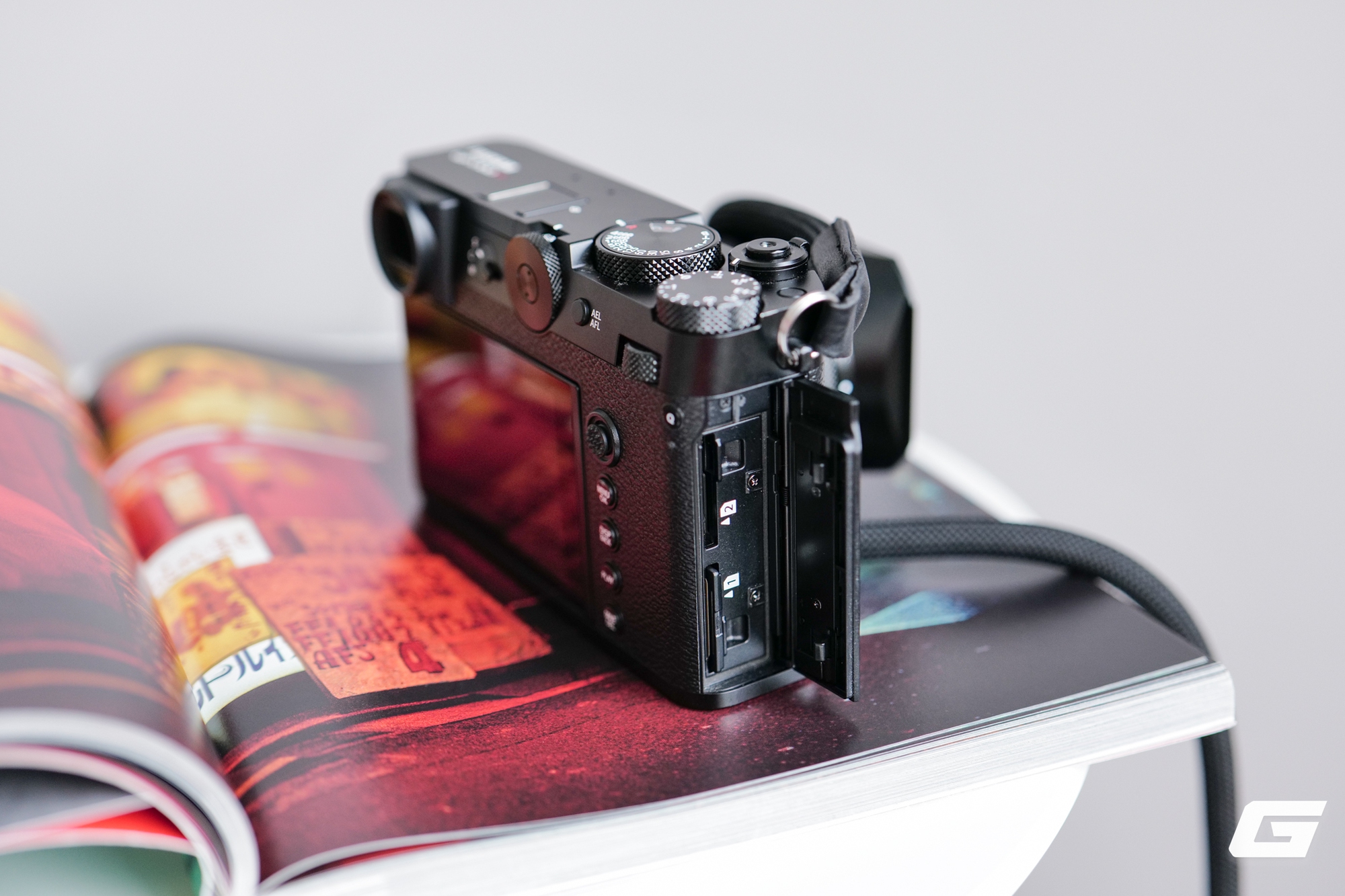 Đánh giá GFX100RF: Chiếc máy ảnh khiến tôi có cảm tình lại với Fujifilm- Ảnh 37.