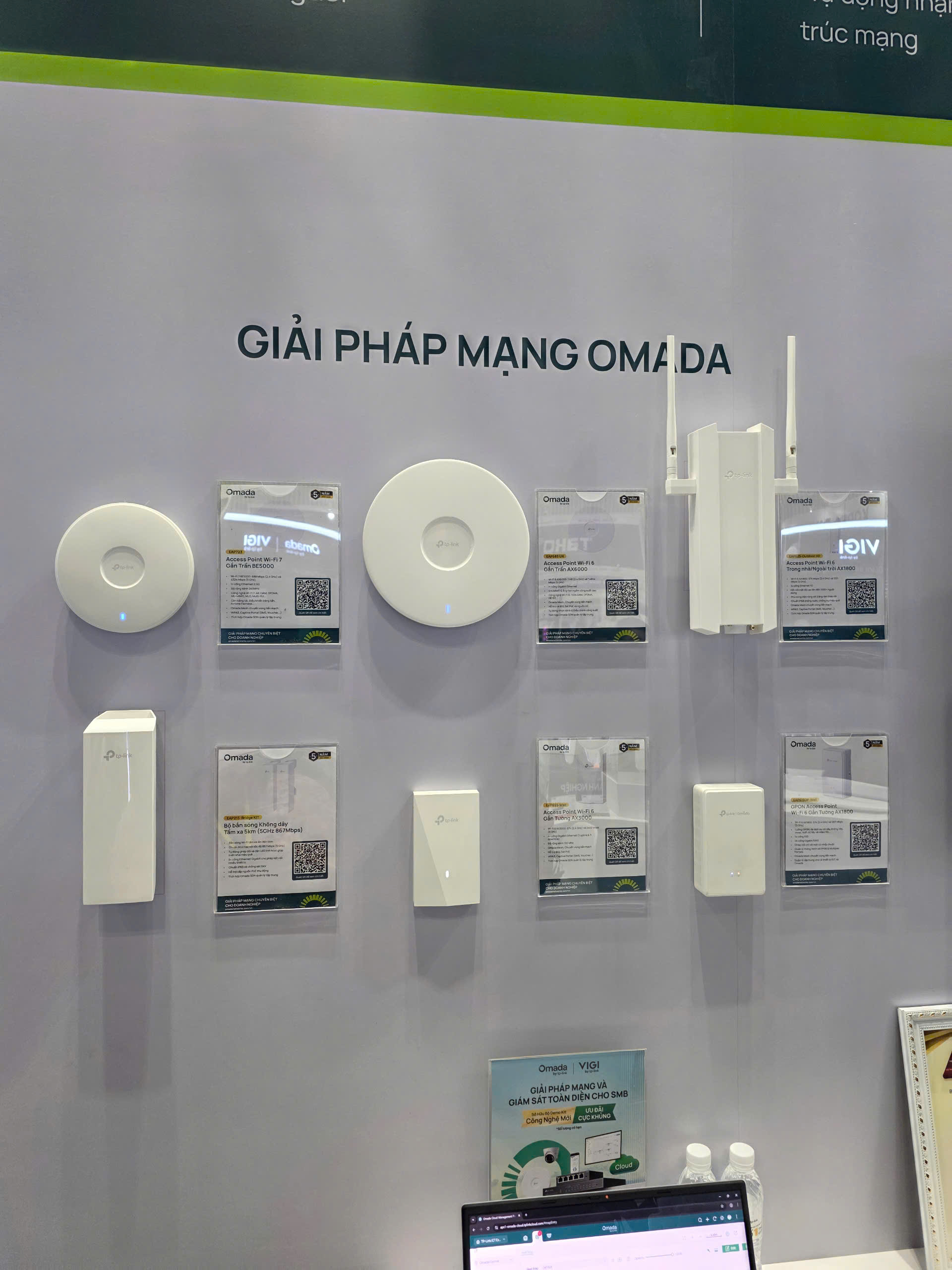 Triển lãm Quốc tế Vietnam ICTComm 2025: Khám Phá Thiết Bị Wi-Fi 7 Chống Nước Đầu Tiên - Ảnh 11.